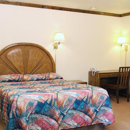 Dove Creek Inn Εξωτερικό φωτογραφία