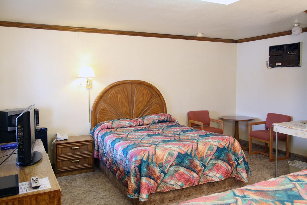 Dove Creek Inn Εξωτερικό φωτογραφία