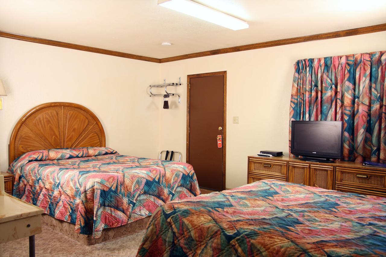Dove Creek Inn Εξωτερικό φωτογραφία